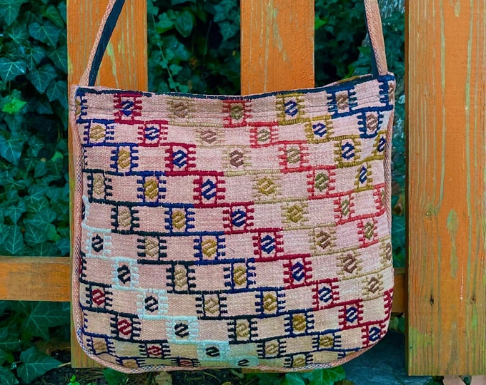 Hand Woven Antique Turkish Carpet Rug Messenger Bag, Pale Pastel Pink Crossbody Casual Bag, Boho Style Rustic Ethnic Old Fashion Saddle Bag