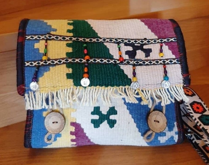 Handmade Wool Kilim Crossbody Bag: Bohemian Guitar Strap Purse