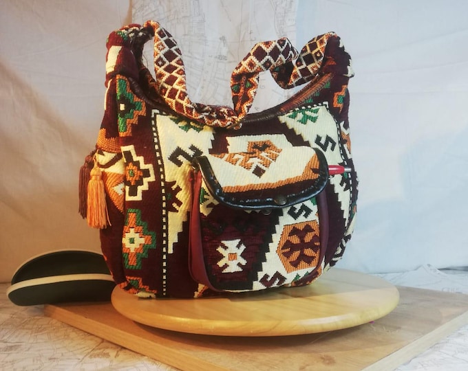 Ethnic Pattern Rug , Robust And Stylish Burgundy Bag,Messenger Traveler Weekender IPad Bag For Women Myself gift, Ideal Mother's Day Gift