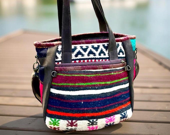 Wool Kilim Tote Bag For Women, Natural Dyed Genuine Leather Strap Shoulder Bag, Zipper Pocket Unique Casual Bag, Personalized Bag Birthday