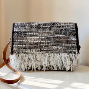 Fringe Kilim Bag: Hand-Woven Boho Purse with Leather Strap