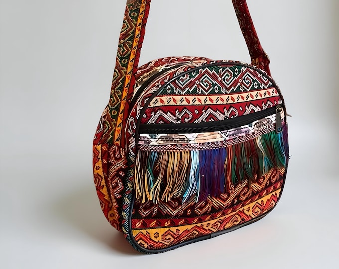 Oval Bohemian Crossbody Bag, Adjustable Strap Fringe Detailed Ethnic Rug Pattern Purse, Tribal Rug Side Bag, One-of-a-kind Design Unique Bag