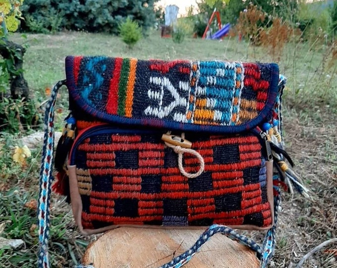 Flip Flap Crossbody Bag From Vintage Kilim, Casual Natural Myra Boho Style Sling Purse, Personalized Christmas Gift Her, Boho Lover Gift