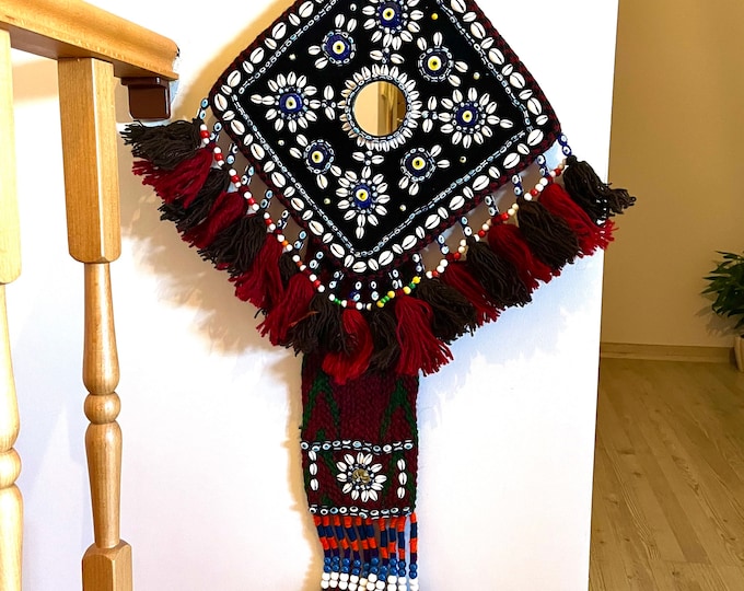 Handmade Velvet Evil Eye Wall Hanging: Boho Seashell Charm