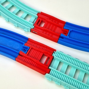Trackmaster (2014-current) To Tomy Pla Rail Connector Set / Train Track Connector