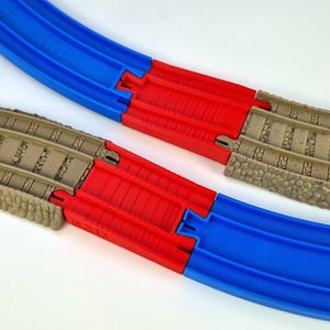 Trackmaster (Old-2014) To Tomy Pla Rail Connector Set / Train Track Connector