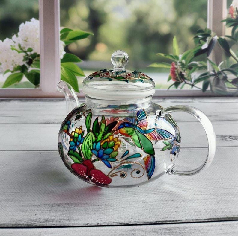Tetera de vidrio de colores Tetera personalizada Regalos de colibrí Regalo de fiesta de té Regalo para nuevo hogar Juego de té Regalos de pájaros Tetera pintada a mano imagen 1