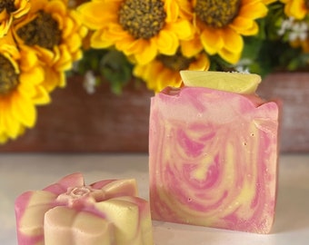 Pink Lemonade soap, Raspberry lemonade, Coconut Milk, Palm Free Artisan Soap, Mothers Day, Fathers Day Gift. Available to ship 05/13/24