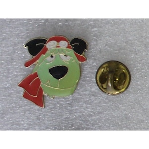 1990s Wacky Races MUTTLEY Lapel Pin 1.2&quot; x 0.4&quot; (3 x 1 cm) Hanna-Barbera Vintage