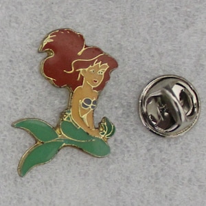 1990er Jahre KLEINE MEERJUNGFRAU Ariel Anstecknadel 3 x 2 cm. (3,2 x 2,1 cm) Walt Disney VHTF