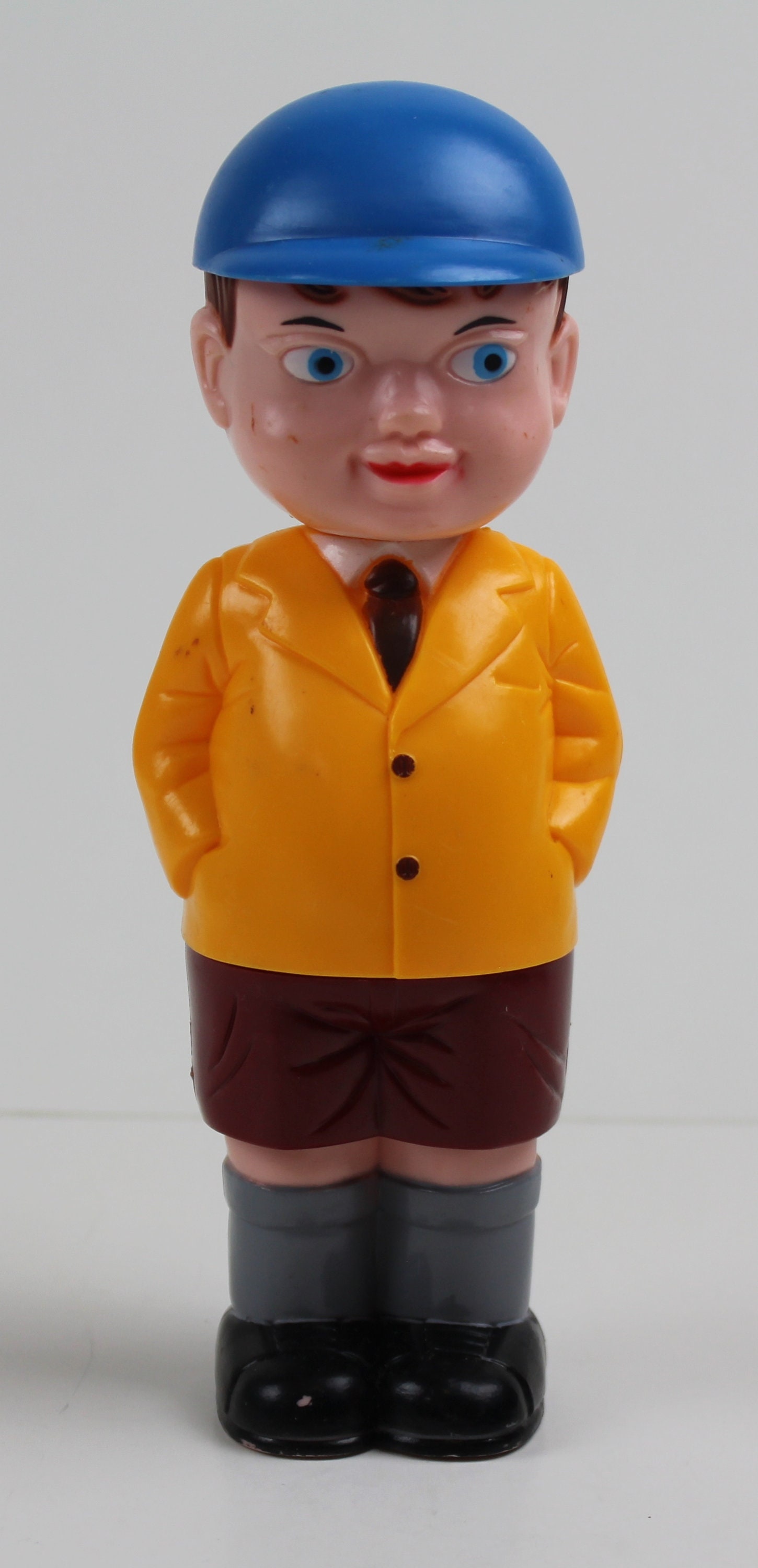 希少　Squirt Wee Boy　水鉄砲　1982年　海外おもちゃ輸入おもちゃ 1982 SQUIRT WEE BOY Plastic Figure - United Kingdom Vintage Item