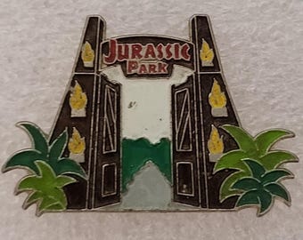 1992 JURASSIC PARK Main ENTRANCE Lapel Pin 2.5 x 3.25 cm. (1" x 1.3") Very Hard To Find