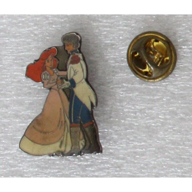 1989 The Little Mermaid ARIEL & PRINCE ERIC Lapel Pin 1.2" x 0.8" (3 x 2 cm.) Walt Disney
