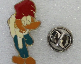 1990s Warner Bros WOODY WOODPECKER Lapel Pin 3 x 1.5 cm 1.2" x 0.6" Walter Lantz