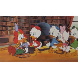 1990 DUCK TALES: Der Schatz Der Verlorenen Lampen-Lobbykarte - Originaler spanischer Vintage-Artikel - 13,5 "x 9,75" (34 x 24,5 cm.) - McQuack # 11