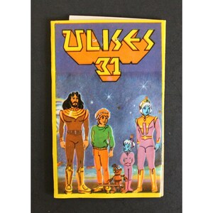 Pode incluir: Uma capa de banda desenhada com um grupo de personagens contra um céu noturno estrelado. O título da banda desenhada é "ULISES 31". As personagens são um homem com cabelo castanho comprido e barba, uma mulher com pele azul e uma coroa, um menino com cabelo castanho e uma camisa verde, e uma criança pequena com roupa rosa.