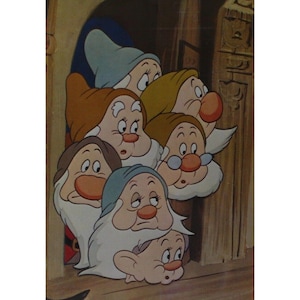 1970s SNOW WHITE And The Seven DWARFS Lobby Card - Original Vintage Spanish Item 13.75" x 9.75" (35 x 24.5 cm.) - Walt Disney #9