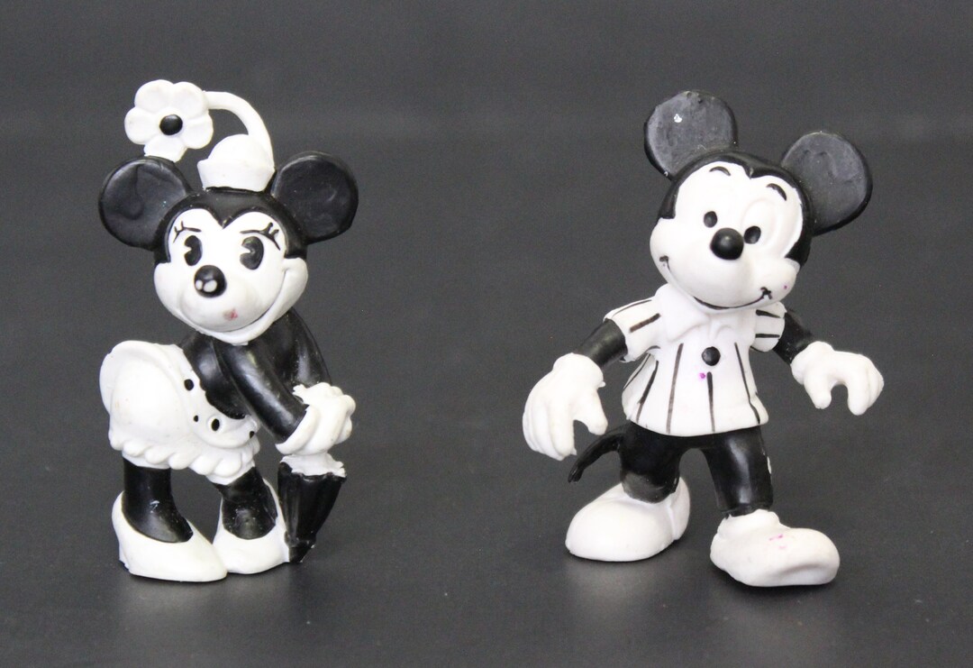 ディズニー　BULLYLAND製　ミニフィギュア　11個セット　希少美品 Disney PVC + Plastic Figure/Figure Selection: Bullyland, Bully