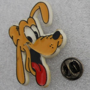 1990er Jahre PLUTO Hund Plastische Anstecknadel 4,5 x 3 cm Übergröße Walt Disney VHTF