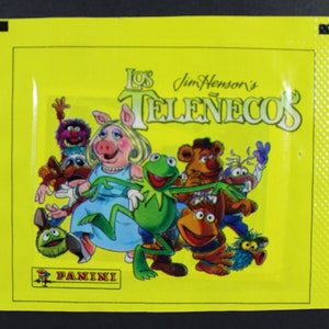 1995 THE MUPPETS Trading Card Pack - SEALED - Spanish Vintage Item - Panini / Jim Henson - 10 x 8 cm. ( 3.9&quot; x 3.1&quot; )