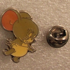 1990s TOM & JERRY Lapel Pin - JERRY - Hanna Barbera - 2.5 x 2.25 cm ( 1&quot; x 0.9&quot; ) approx.