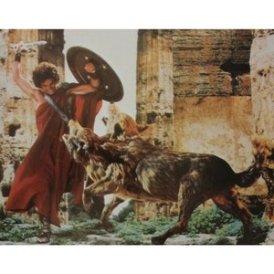 1982 CLASH of the TITANS Lobby Card 34 x 24 cm. (13.5&quot; x 9.5&quot;) - Harryhausen, Hamlin, Olivier - Spanish VIntage #6