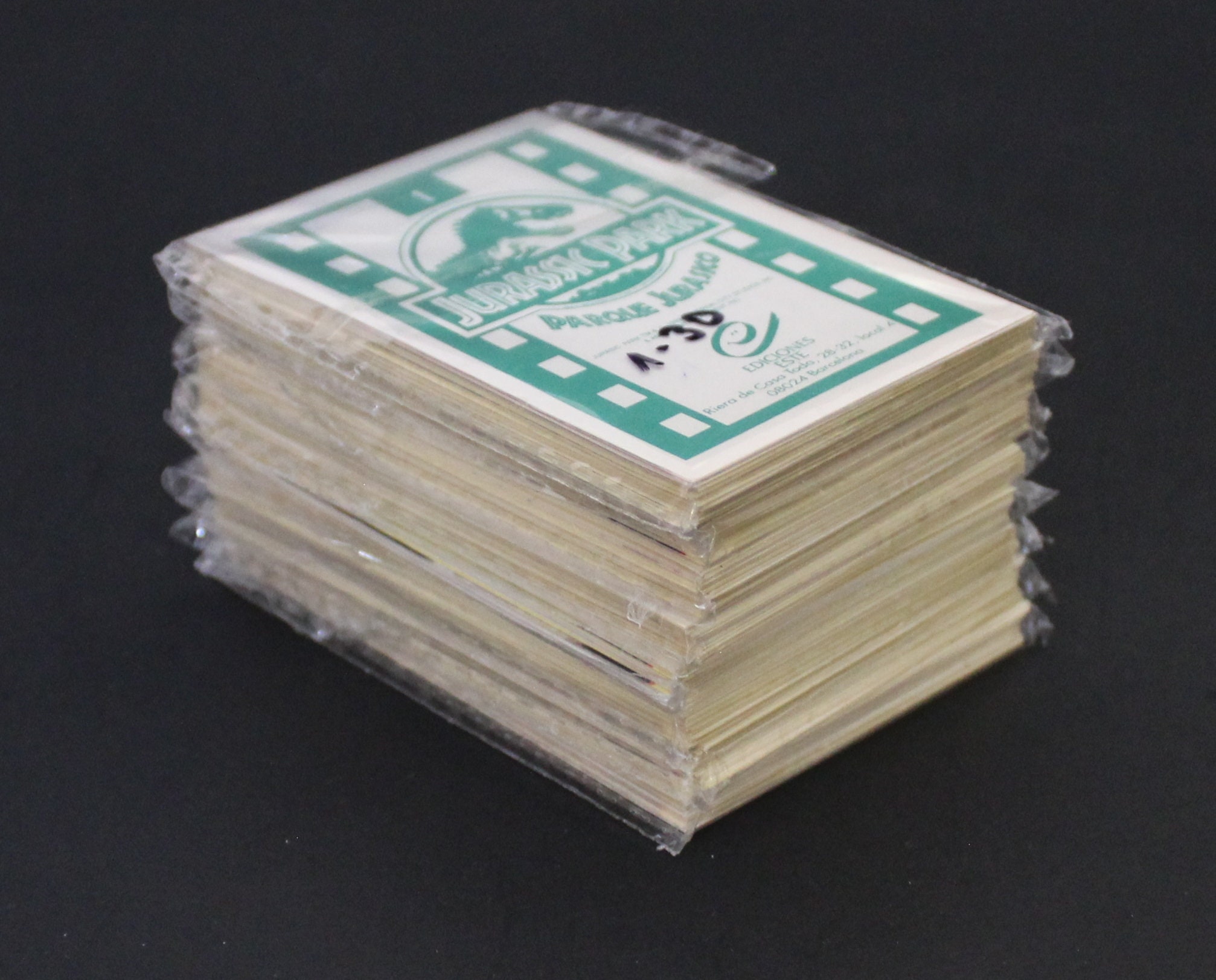 1992 JURASSIC PARK Trading Cards Full Set - Spanish Vintage Complete Collection (240 Cards) Universal Amblin 3.25" x 2.25" ( 8.25 x 5.7 cm)