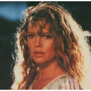 Carte postale européenne du film KIM BASINGER, film 10 x 15 cm (6 po. x 4 po.) Film n° 3 de KIM BASINGER