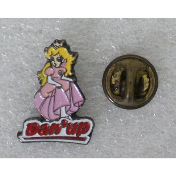 1993 PRINCESS PEACH Lapel Pin 2.25 x 1.5 cm. 0.9 x Etsy