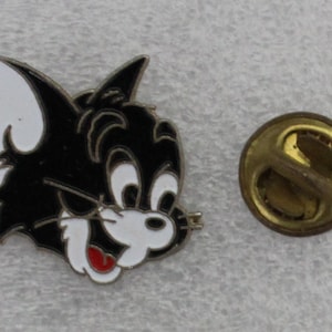 1990s TOM & JERRY Lapel Pin - TOM&#39;s Head - 3 x 2.5 cm. (1.2&quot; x 1&quot;) - Hanna Barbera - Very Hard To FInd