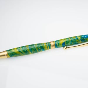 Unique high-quality pen makes a perfect gift
