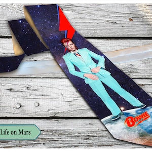 David Bowie - Life on Mars, Men&#39;s necktie. Free Shipping