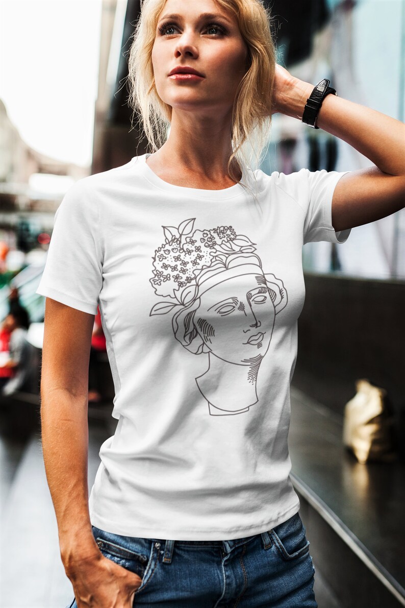 Aesthetic Clothing Gardening TShirt Graphic Shirt Line Art Shirt Botanical Shirt Face Shirt Gift for Women Graphic T-Shirt