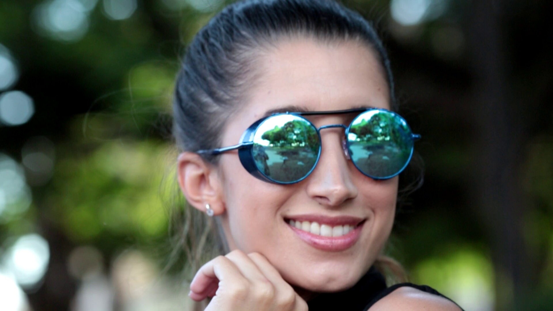 Occhiali da sole rotondi vintage in stile steampunk, con