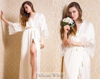 Personalised Long Bridal Robe, Bridal Dressing Gown, Bride Robe, White Robe Custom Embroidery Long Satin Bridesmaid Robe Lace Wedding Robe