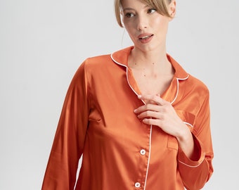 い出のひと時に、とびきりのおしゃれを！ Orange Burnt Pyjamas, Pajama Silk Personalised Pajamas, Silk ルームウェア・パジャマ