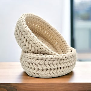 Small Basket, Hand-crocheted, Catch-all basket, Jewelry holder, Ring holder, Multi-purpose organizer for Bedroom or Entryway, Gift Basket