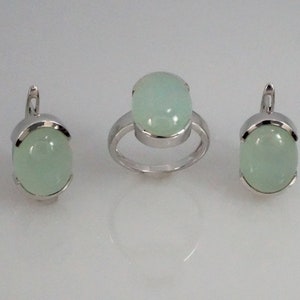 Conjunto elegante de anel e brinco de calcedônia natural - joias com pedras de nascimento significativas para entes queridos