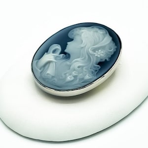 Eleganter blauer Achat Anhänger mit antikem Cameo - Art Deco Anhänger in Gold
