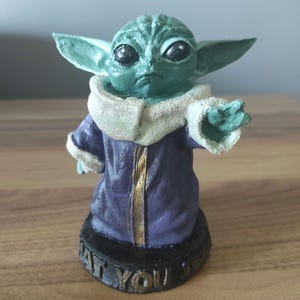 Baby Yoda Statue: 15 cm ... 15 cm ... 2 Yoda für Sie Bild 3