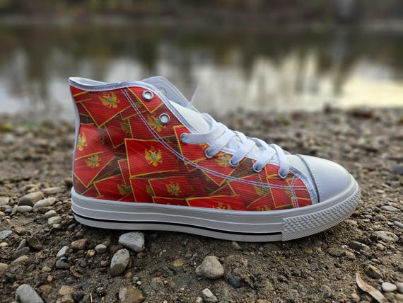 Converse flag sneakers deals