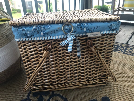 NWOT Eddie Bauer Picnic Basket serves 4 - Etsy