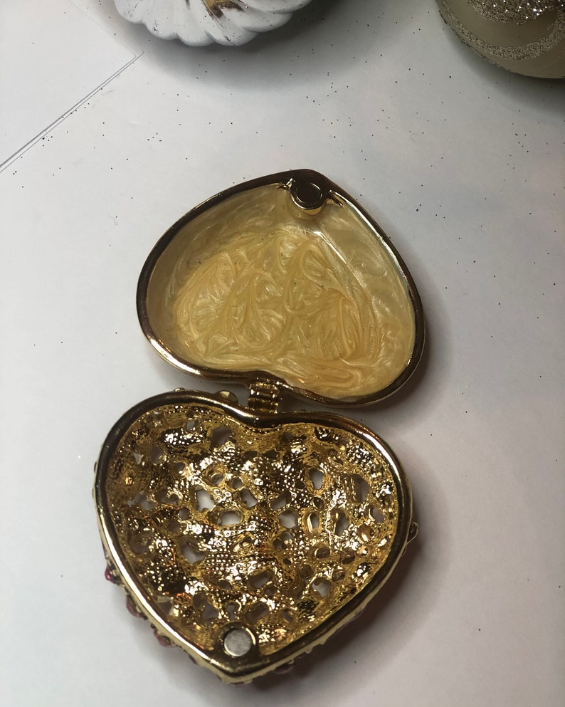 Daisy diamond Encrusted Trinket Box