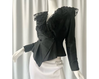 VINTAGE; Doubke breasted tailored blazer with Tulle ruffled collar