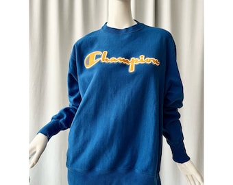 CHAMPION; Vintage crew neck sweatshirt