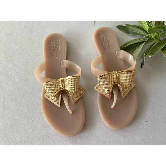 サンダル・ミュール Salvatore Ferragamo Flip Flops Women Leather Violet/Lilac Salvatore Ferragamo Sandals, Size 6. 5 US