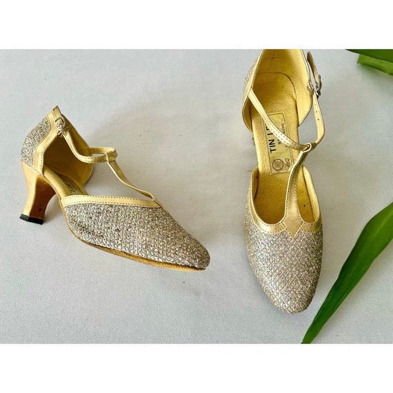 Gold glitter dance shoes best sale