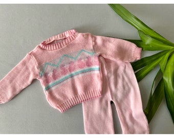 VINTAGE; Baby sweater and pant set