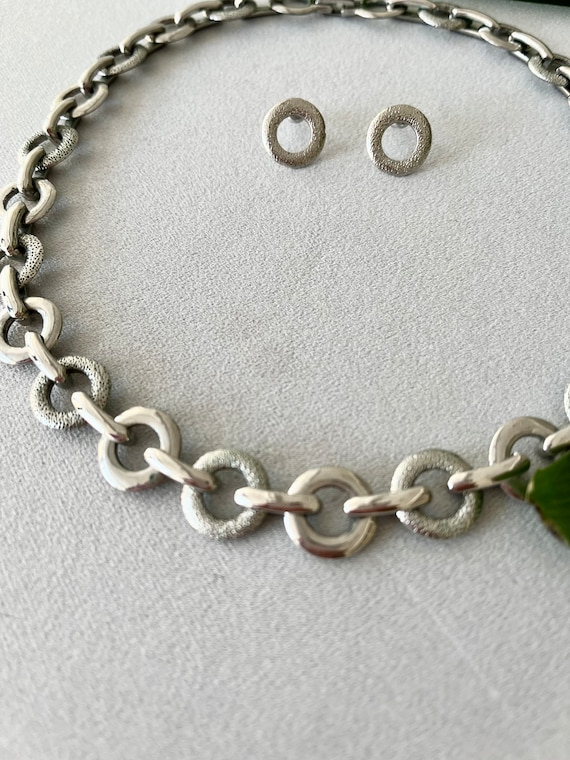 VINTAGE; Y2K silver circle chain necklace with ma… - image 2