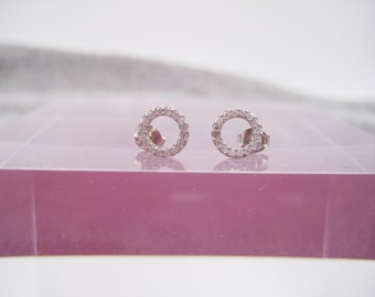 Studs with zirconia, circle, sterling silver, glitter earrings, earrings silver, studs 925 silver, minimalist, gift for her